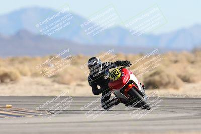 media/Dec-07-2025-CVMA (Sun) [[3e7d2de5dc]]/Race 9-Formula UL Shootout/